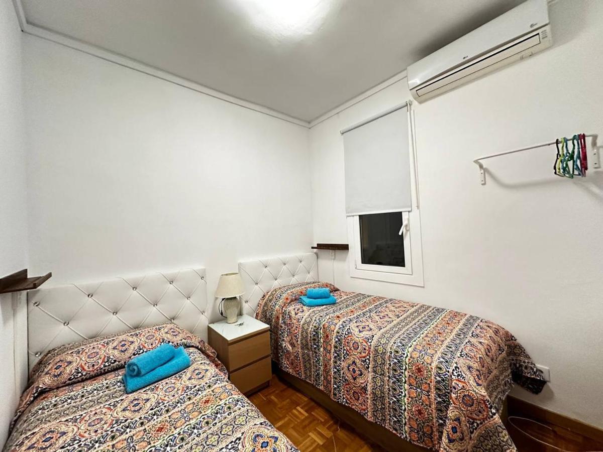 Rooms Nuevo Roger Barcelona Exterior foto